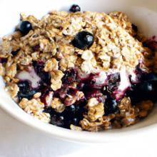 Delight in Blueberry Crumble with a Crunchy Oat Topper