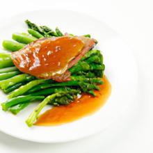 Fuel Your Gains: Essential Foods to Build Muscle Fast